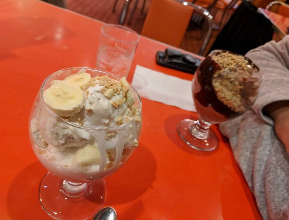 Michael Trecasos Restaurant | restaurant | 780 W Market St, Akron, OH 44303, USA | 3302531511 OR +1 330-253-1511