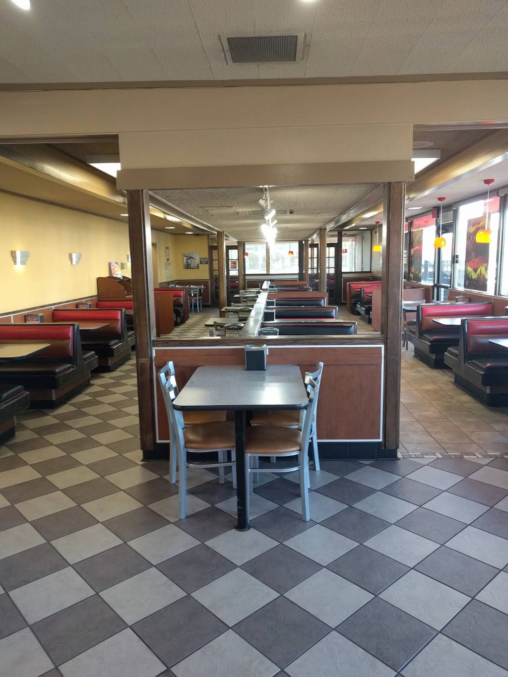 Carls Jr. | restaurant | 15226 Rosecrans Ave, La Mirada, CA 90638, USA | 7145233373 OR +1 714-523-3373