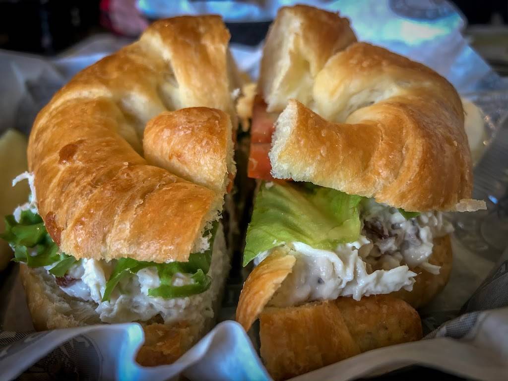Chicken Salad Chick | restaurant | 3070 Zelda Rd, Montgomery, AL 36106, USA | 3344599349 OR +1 334-459-9349