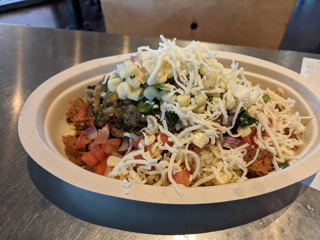 Chipotle Mexican Grill | restaurant | 3039 W Peoria Ave Ste C105, Phoenix, AZ 85029, USA | 6029445060 OR +1 602-944-5060