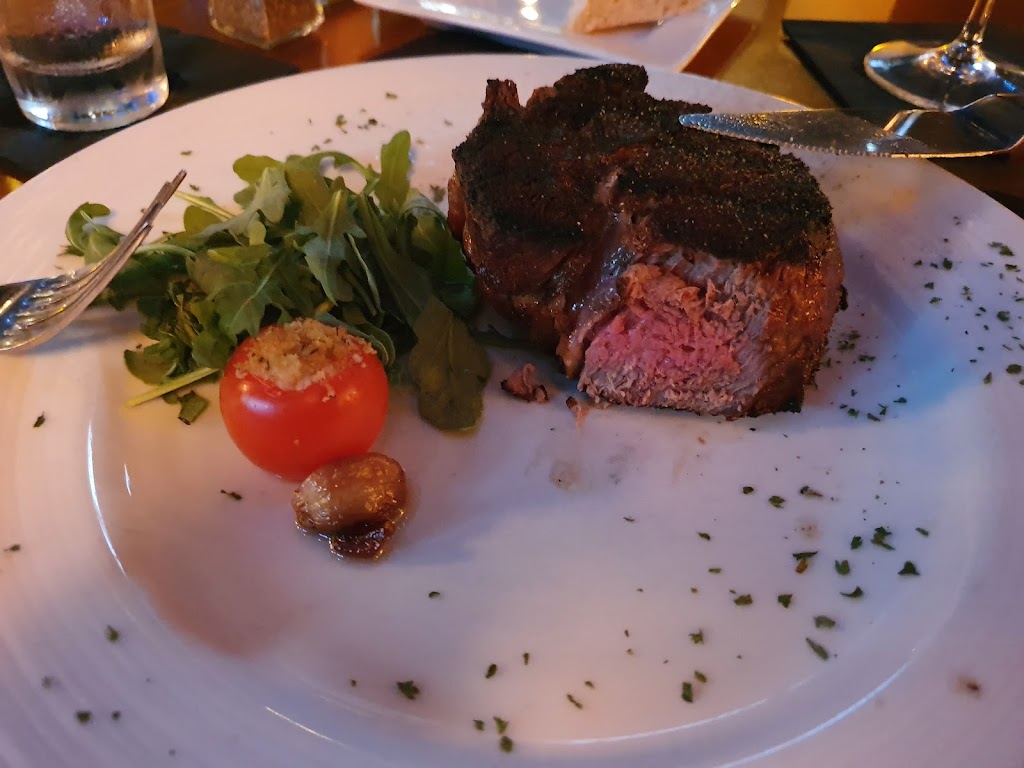 Stoneys Steakhouse | restaurant | 403 Bayfront Pl, Naples, FL 34102, USA | 2394359353 OR +1 239-435-9353