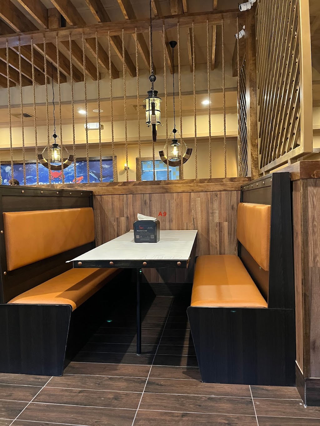 Rockin Crab Seafood & Bar | restaurant | 1880 Mall of Georgia Blvd, Buford, GA 30519, USA | 4702383920 OR +1 470-238-3920