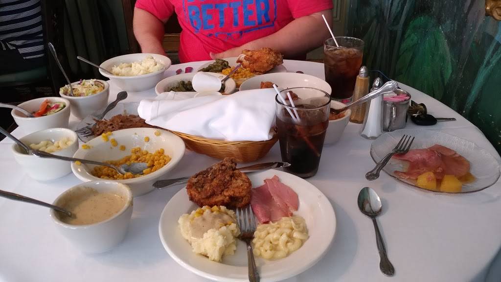 Lemp Mansion | restaurant | 3322 Demenil Pl, St. Louis, MO 63118, USA | 3146648024 OR +1 314-664-8024