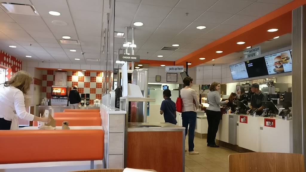 McDonalds | cafe | 1720 W, Cumberland Ave, Knoxville, TN 37916, USA | 8656374148 OR +1 865-637-4148