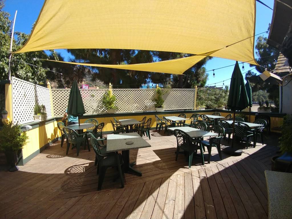 Smoke House Restaurant | restaurant | 4016, 4420 Lakeside Dr, Burbank, CA 91505, USA | 8188453731 OR +1 818-845-3731