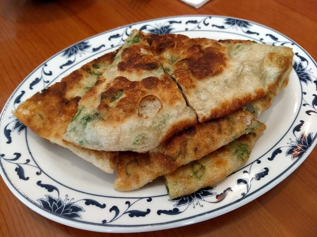 Katys Dumplings | restaurant | 665 N Cass Ave, Westmont, IL 60559, USA | 6303239393 OR +1 630-323-9393