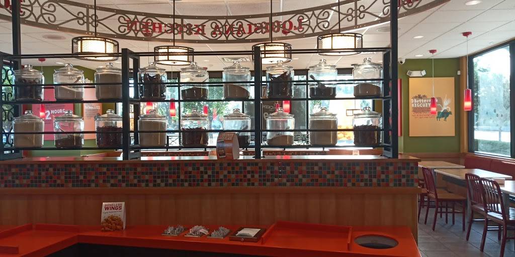 Popeyes Louisiana Kitchen | restaurant | 3507 W Noble Ave, Visalia, CA 93277, USA | 5593727333 OR +1 559-372-7333