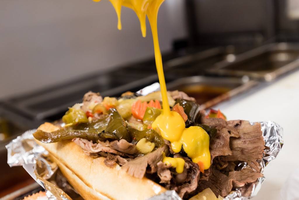 Buddys Red Hots | restaurant | 2803, 8508 S Cicero Ave, Burbank, IL 60459, USA | 7084253200 OR +1 708-425-3200