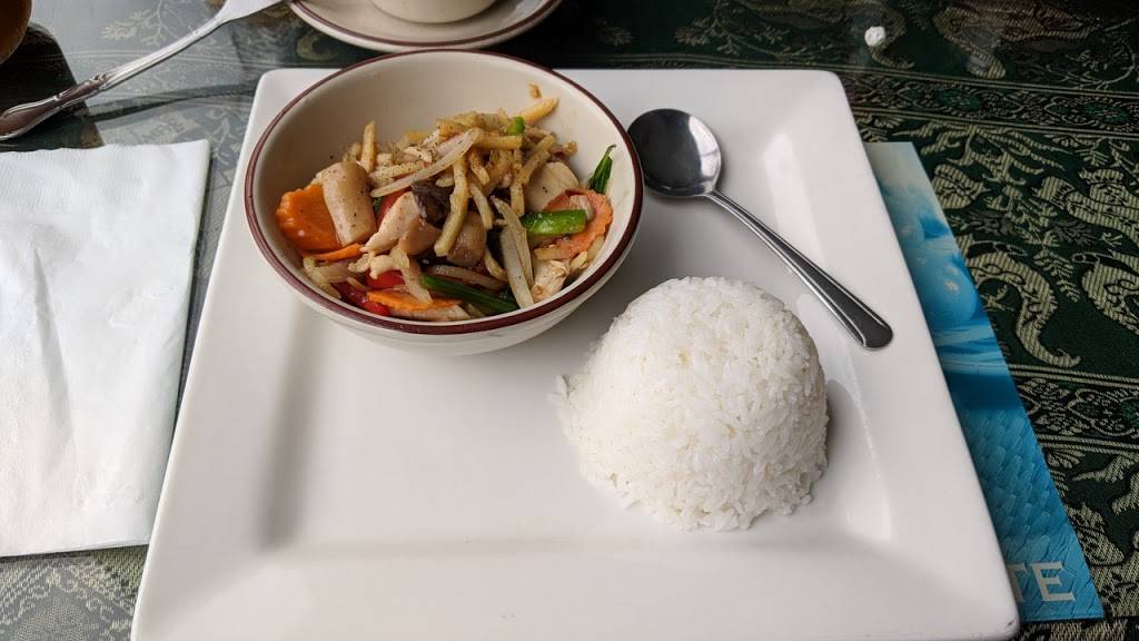 Pad Thai | restaurant | 12620 Westminster Ave, Santa Ana, CA 92706, USA | 7142659102 OR +1 714-265-9102