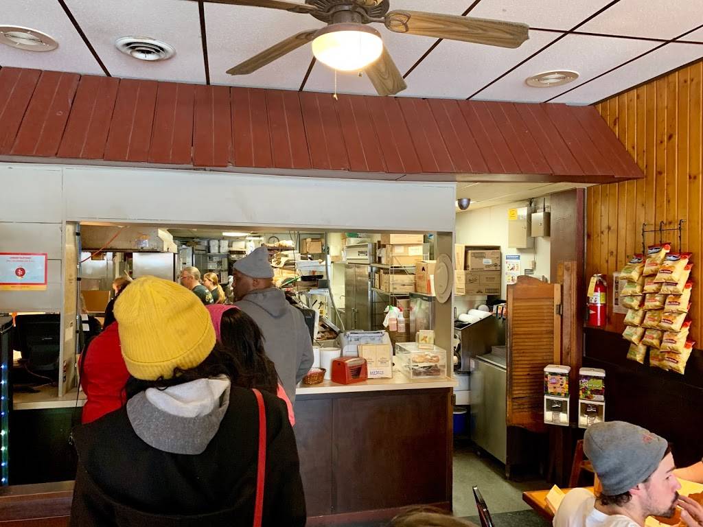 Submarine House | restaurant | 1137 Brown St, Dayton, OH 45409, USA | 9372227939 OR +1 937-222-7939