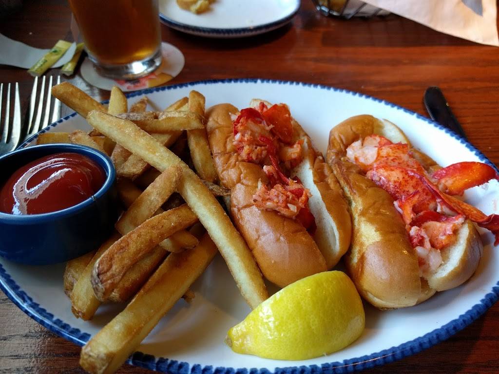 Red Lobster | restaurant | 1079 N Bridge St, Chillicothe, OH 45601, USA | 7409010799 OR +1 740-901-0799