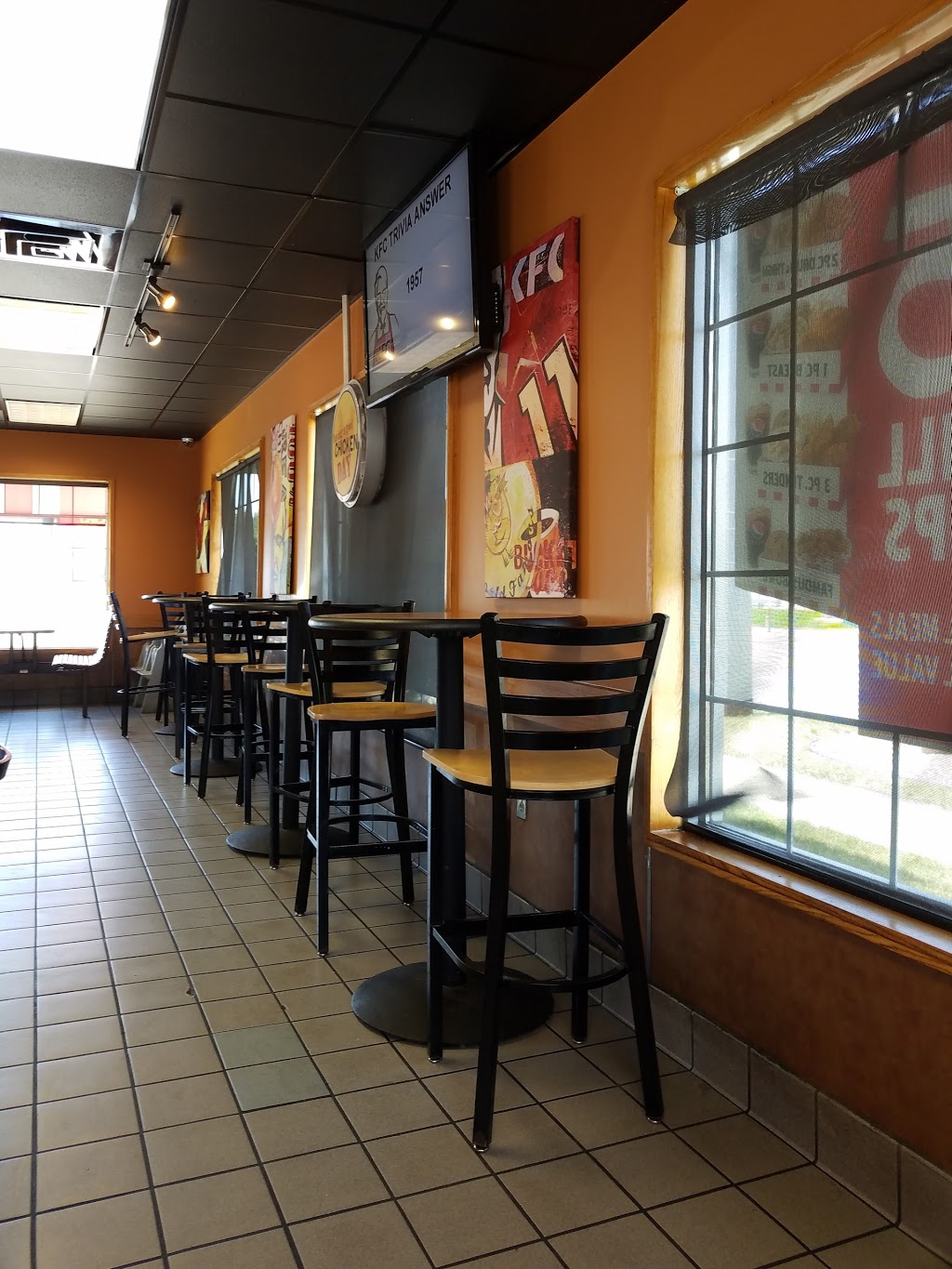 KFC | restaurant | 300 S Kiwanis Ave, Sioux Falls, SD 57104, USA | 6053369688 OR +1 605-336-9688