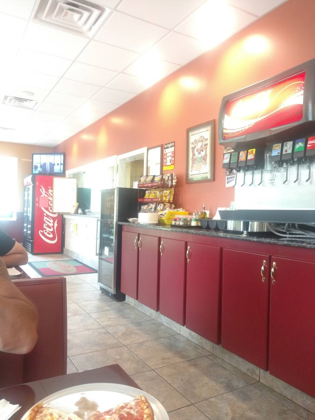 Millos Pizza | restaurant | 575 Franklin Pierce Hwy, Barrington, NH 03825, USA | 6036648871 OR +1 603-664-8871