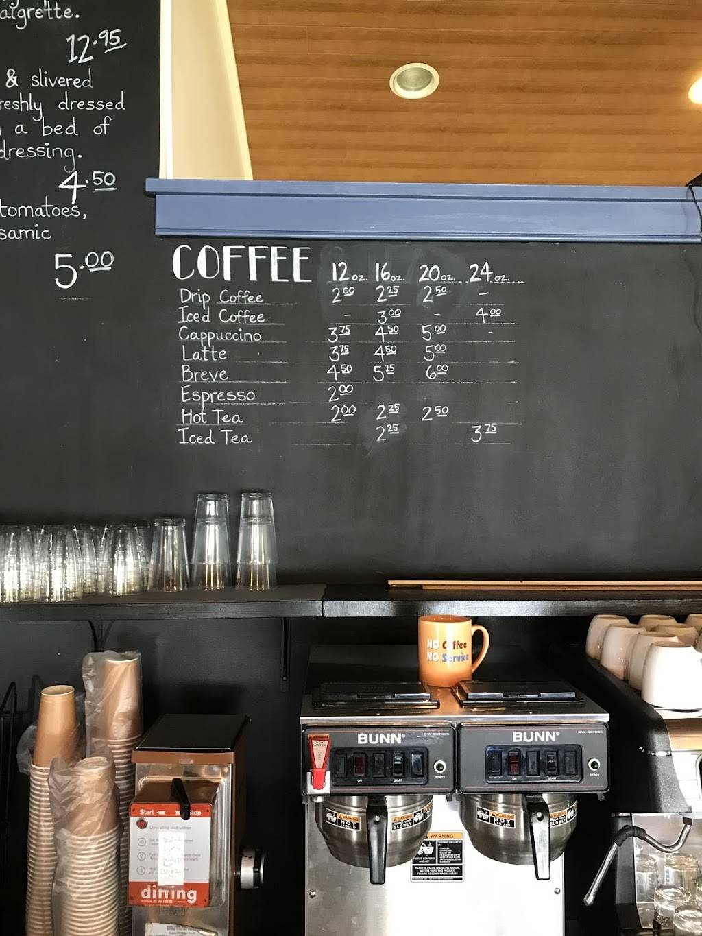 The Loose Cannon Cafe | restaurant | 139 Main St, Bennington, VT 05201, USA | 8024405296 OR +1 802-440-5296