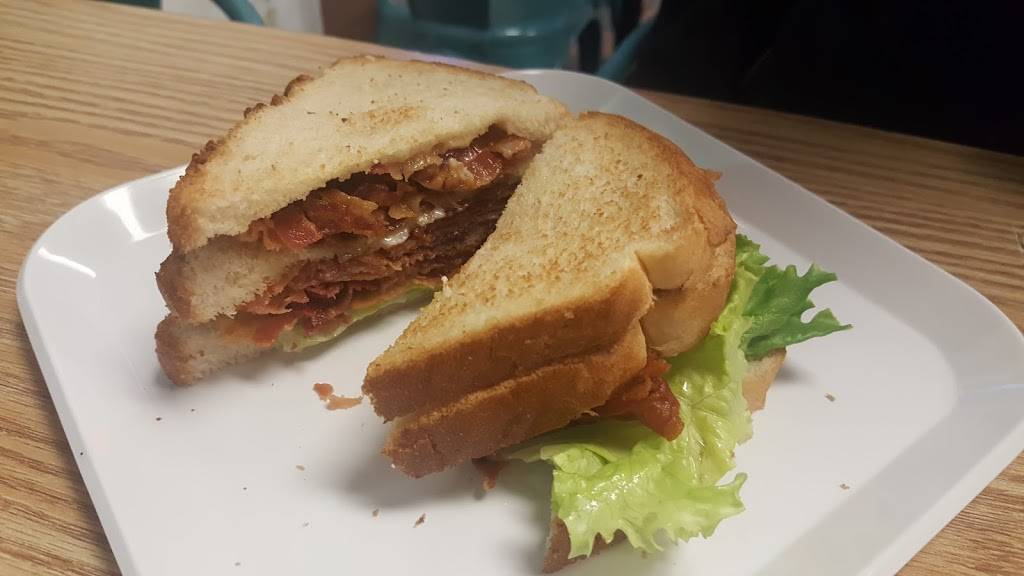 Ye Ole Fashioned Ice Cream | restaurant | 474 Savannah Hwy, Charleston, SC 29407, USA | 8437664854 OR +1 843-766-4854