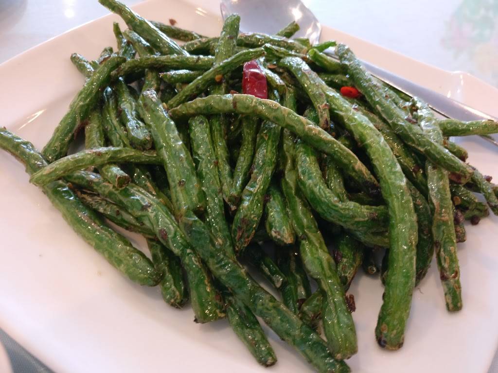 Little Pepper | restaurant | 18-24 College Point Blvd, College Point, NY 11356, USA | 7189397788 OR +1 718-939-7788