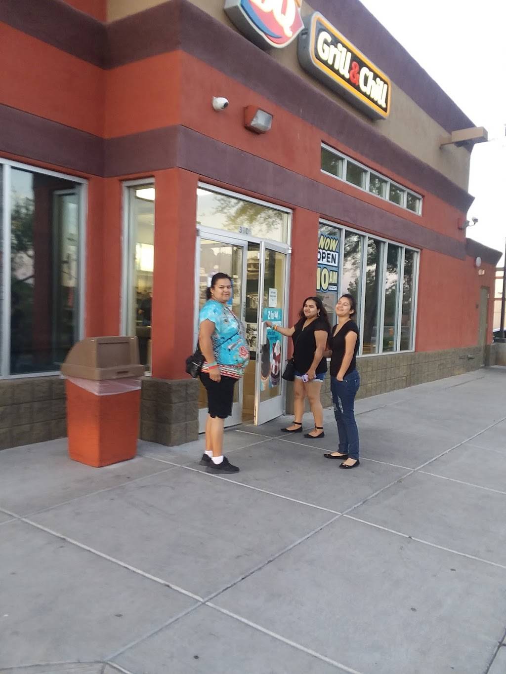 Dairy Queen | restaurant | 3905 N 107th Ave, Avondale, AZ 85392, USA | 6237725997 OR +1 623-772-5997