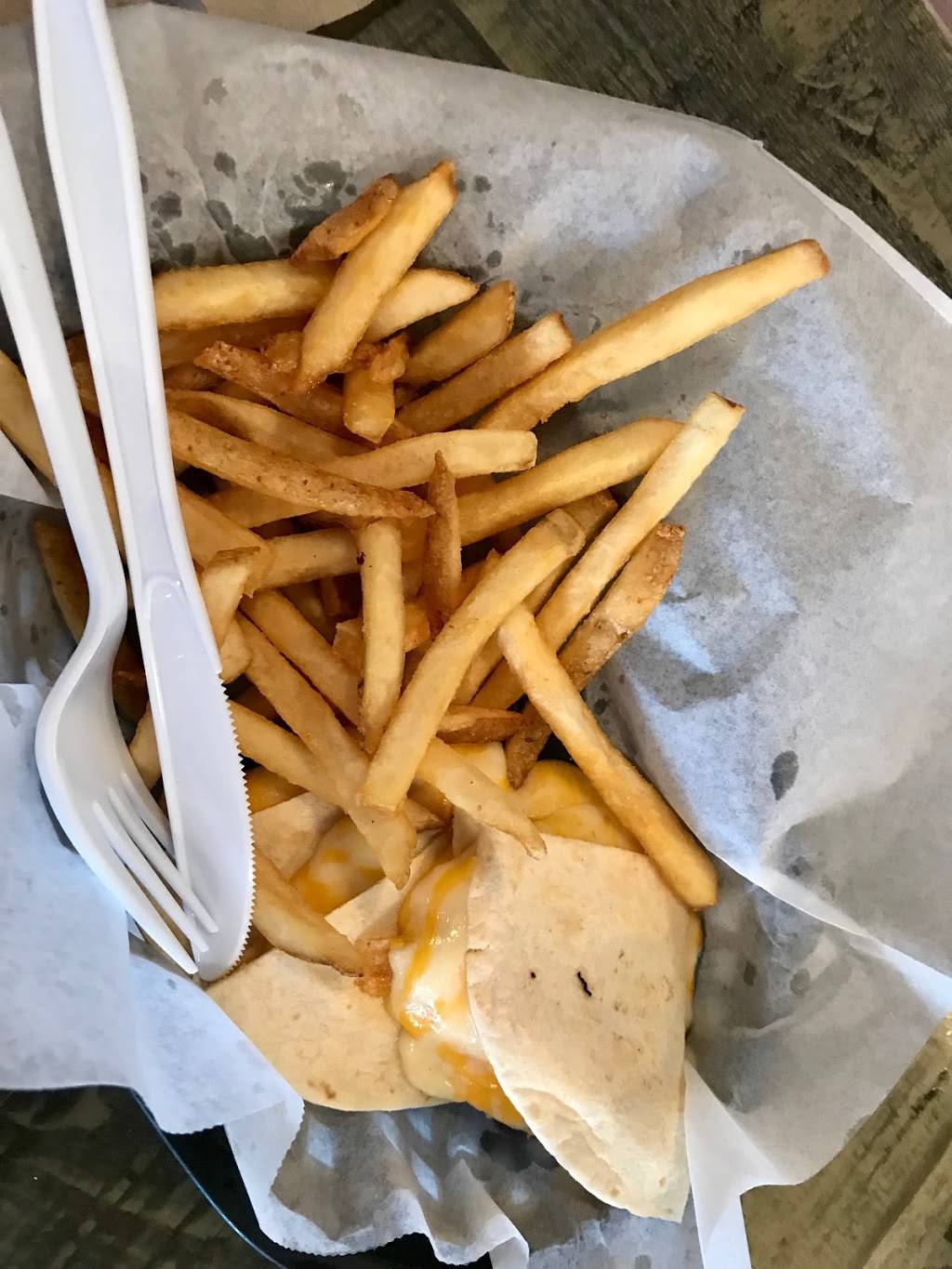 Hurricane Grill & Wings | meal takeaway | 10440 SW Village Center Dr, Port St. Lucie, FL 34987, USA | 7723459464 OR +1 772-345-9464