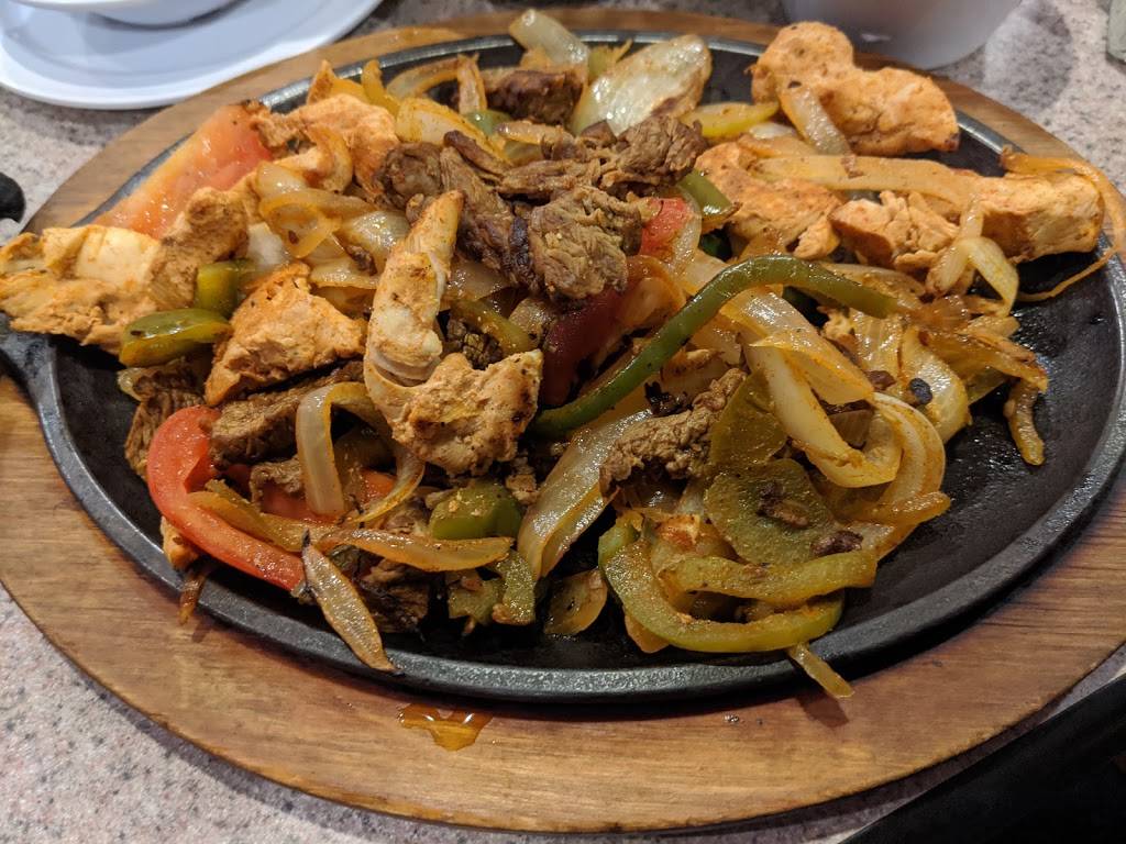 Tecate Grill | restaurant | 612 Montgomery Hwy Suite 100, Vestavia Hills, AL 35216, USA | 2058232399 OR +1 205-823-2399