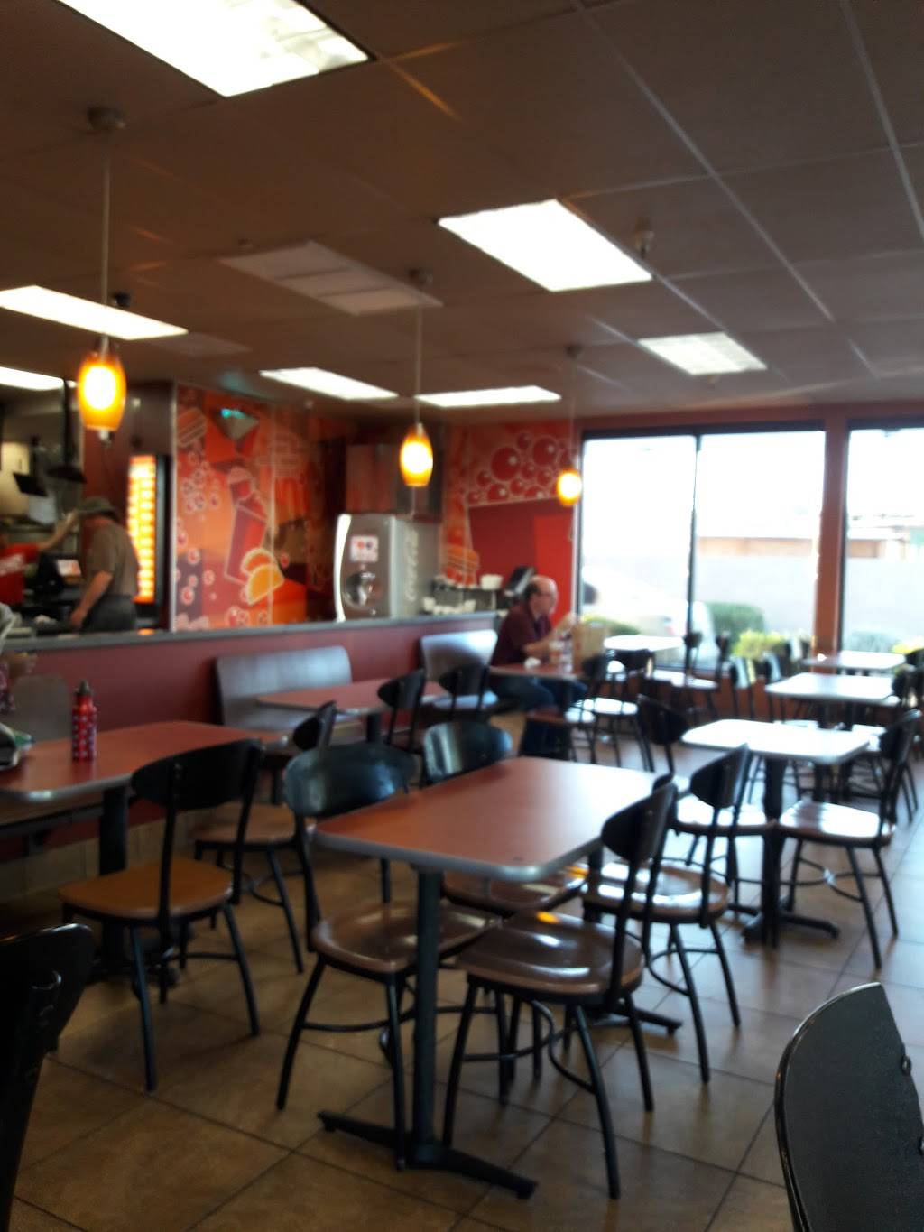 Jack in the Box | restaurant | 620 E Buckeye Rd, Phoenix, AZ 85004, USA | 6022586305 OR +1 602-258-6305