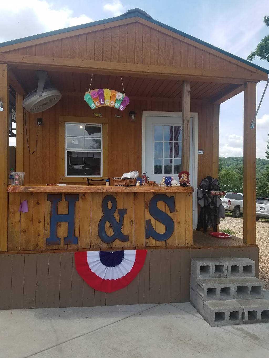 Hideaway Grill & BBQ | restaurant | Galena, MO 65656, USA | 4175380262 OR +1 417-538-0262