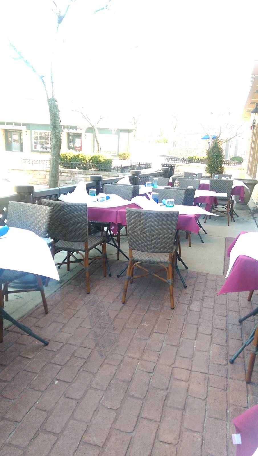 Dominos Pizza | meal delivery | 24 S Prospect Ave, Clarendon Hills, IL 60514, USA | 6306543030 OR +1 630-654-3030