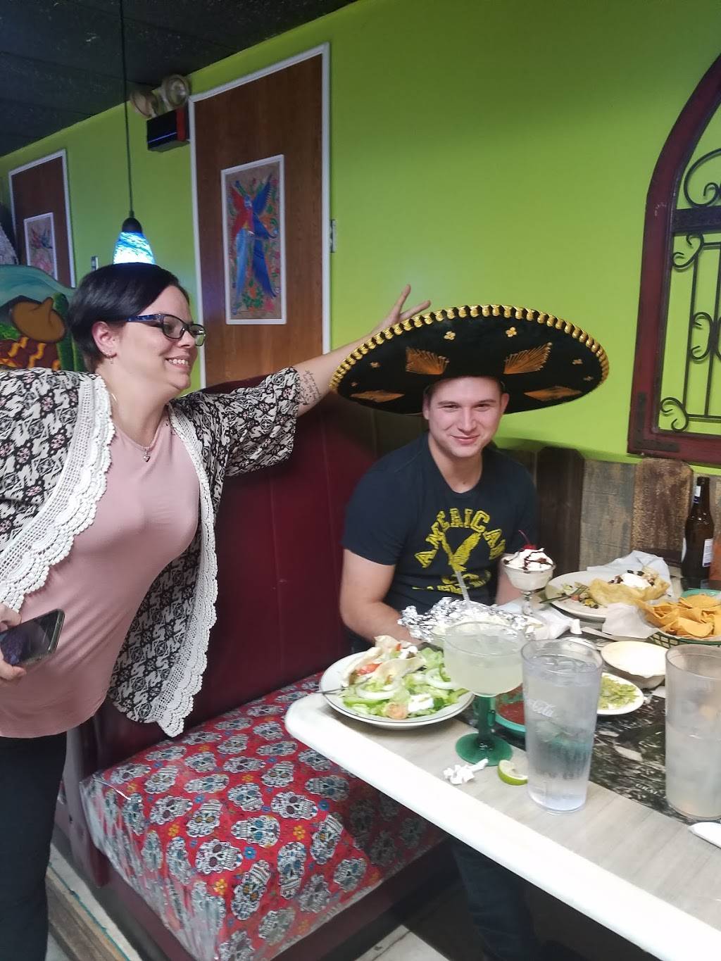 The taqueria | restaurant | 305 N Morgan St, Morganfield, KY 42437, USA | 2702851011 OR +1 270-285-1011