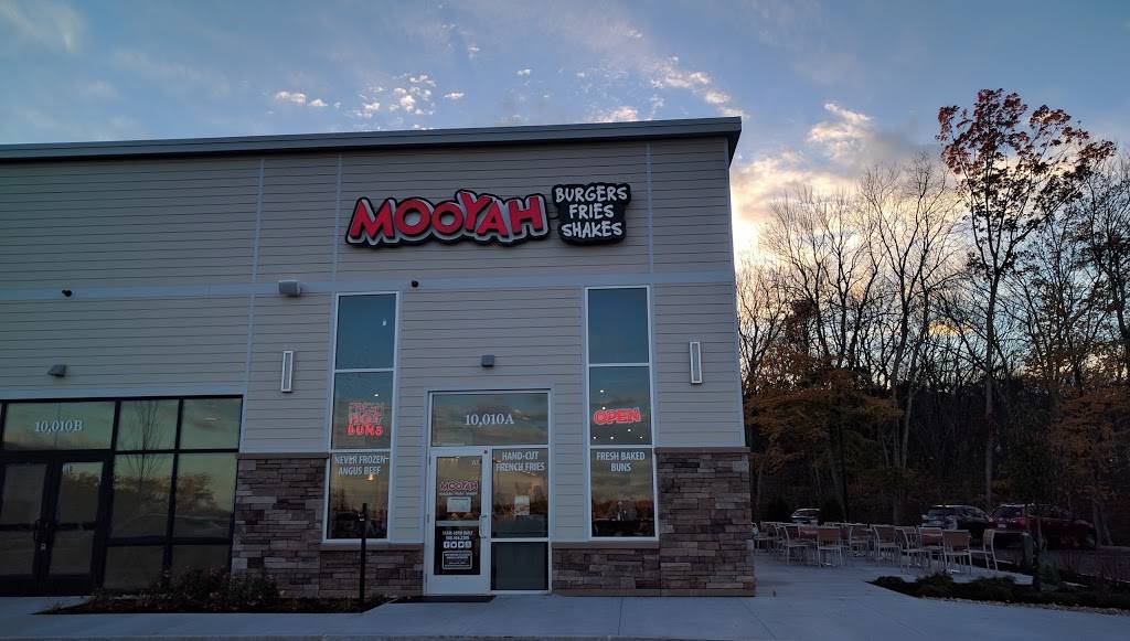 MOOYAH Burgers, Fries & Shakes | restaurant | 10010 Shops Way, Northborough, MA 01532, USA | 5084662300 OR +1 508-466-2300