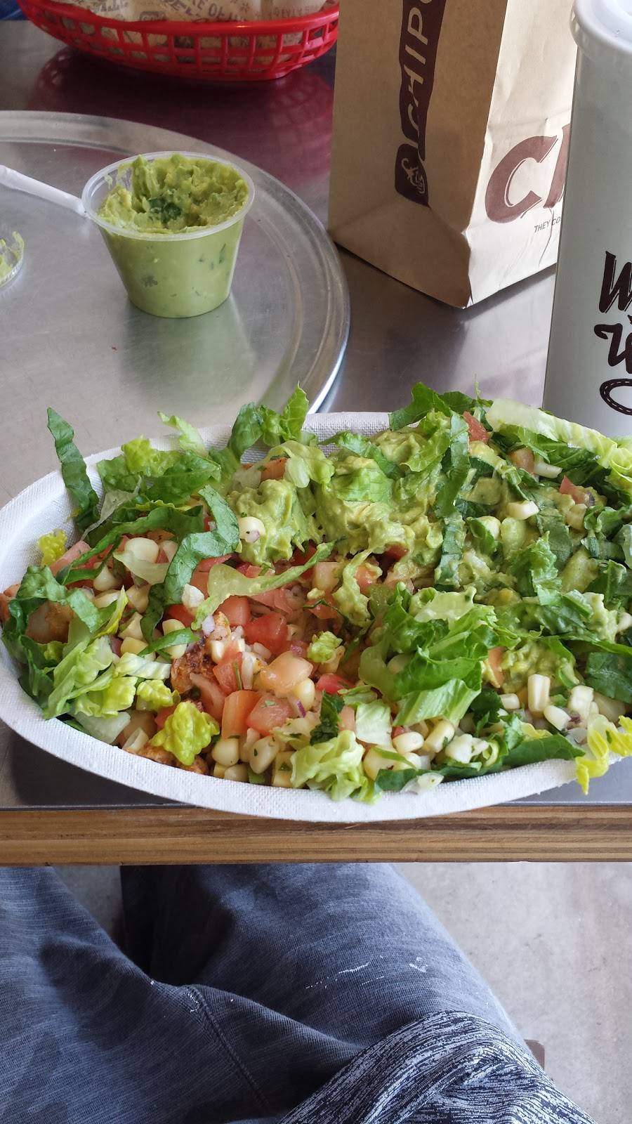 Chipotle Mexican Grill | restaurant | 951 E, Interstate 30 Ste 111, Rockwall, TX 75087, USA | 9727220445 OR +1 972-722-0445