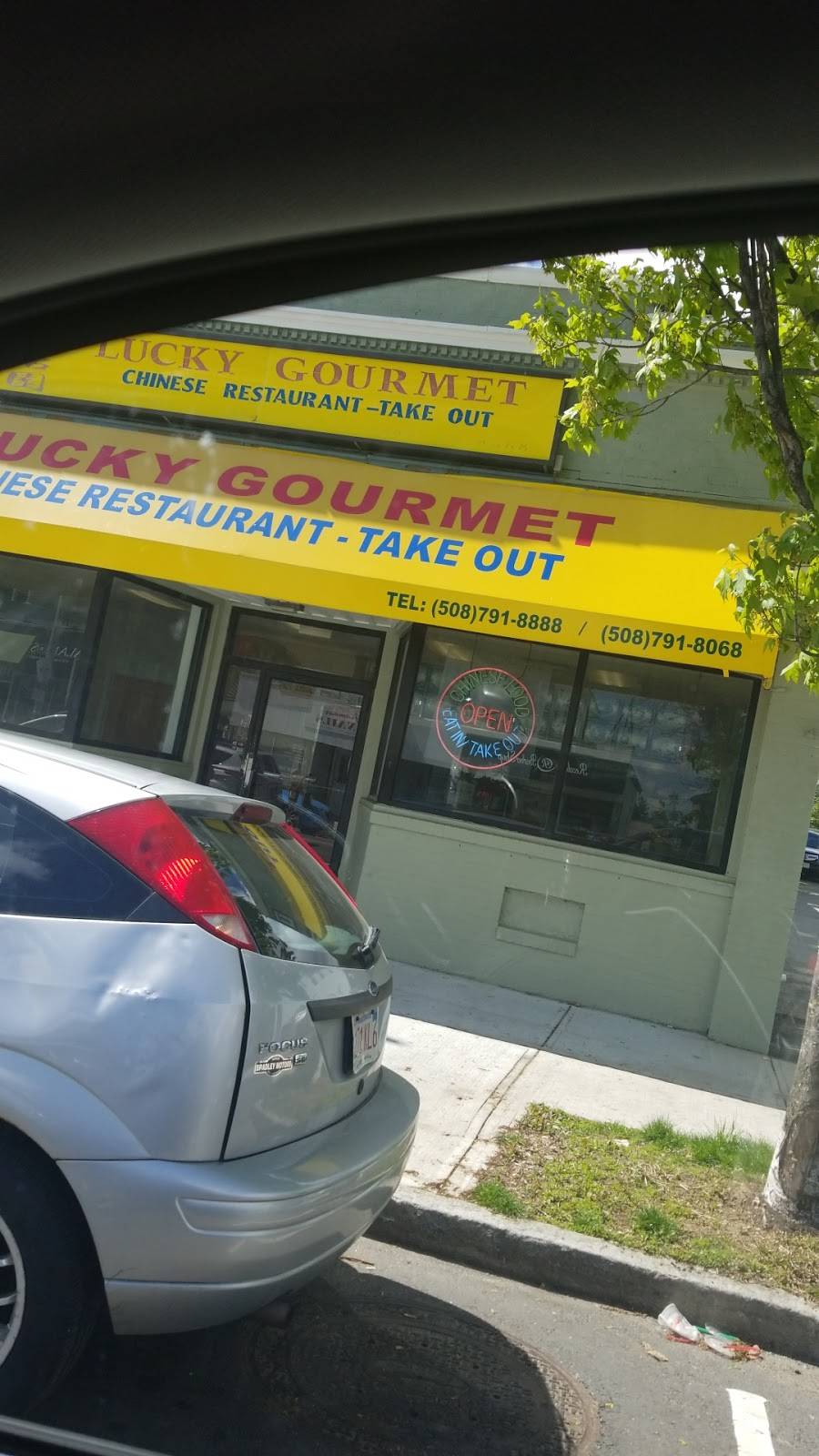 Lucky Gourmet | restaurant | 117 June St, Worcester, MA 01602, USA | 5087918888 OR +1 508-791-8888