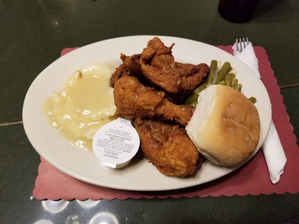 Southfork Restaurant & Pub | restaurant | 105 S Glick St, Mulberry, IN 46058, USA | 7652962096 OR +1 765-296-2096