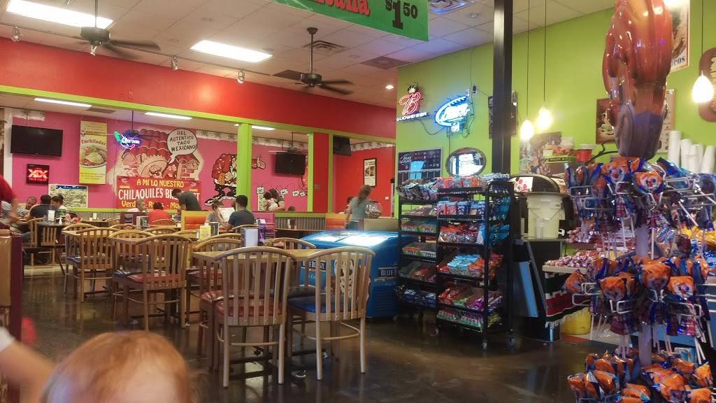 Tacos Chinampa | restaurant | 3343 Saul Kleinfeld Dr, El Paso, TX 79936, USA | 9158572775 OR +1 915-857-2775