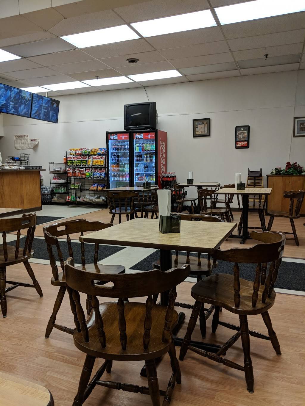 Great Oak Pizza | restaurant | 922 Main St, Southbridge, MA 01550, USA | 5087652929 OR +1 508-765-2929