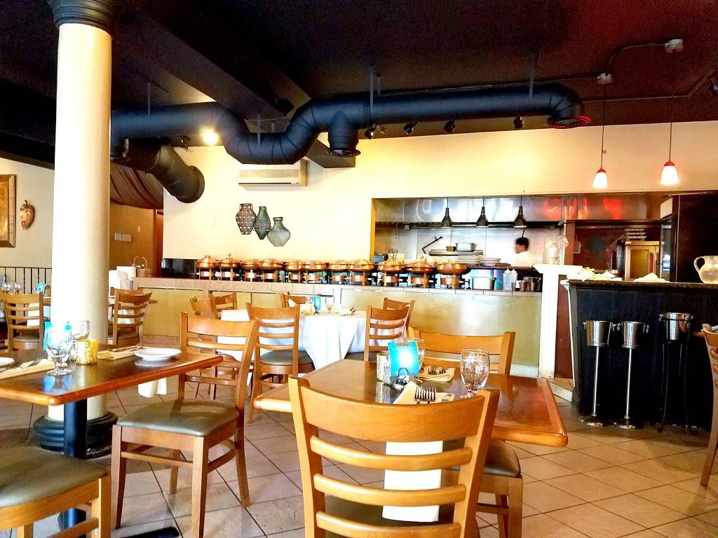 Shloka | restaurant | 24 South St, Freehold, NJ 07728, USA | 7323330756 OR +1 732-333-0756