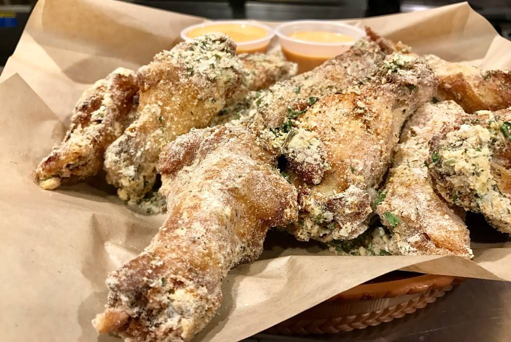 The Thirsty Beaver Hometown Pub & Grub | restaurant | 288 Atwood Ave, Cranston, RI 02920, USA | 4012707686 OR +1 401-270-7686