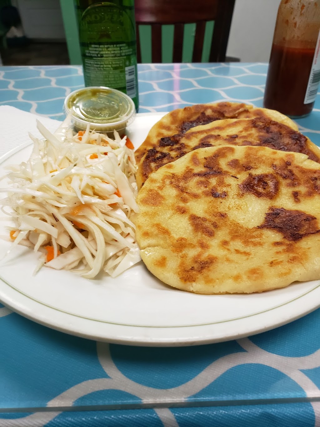 Los Potrillos Deli | restaurant | 33 S Central Ave, Valley Stream, NY 11580, USA | 5165992260 OR +1 516-599-2260