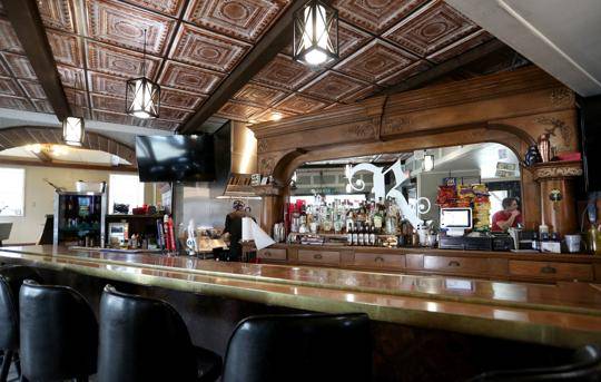 Roxbury Bar & Grill | restaurant | 8901 County Hwy Y, Sauk City, WI 53583, USA | 6086438434 OR +1 608-643-8434