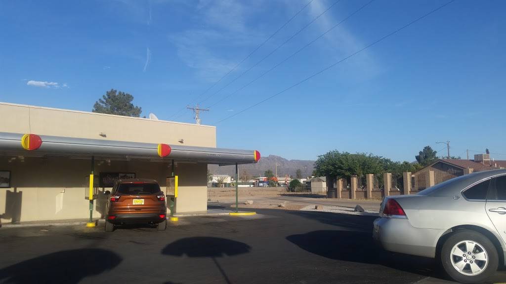 Sonic Drive-In | restaurant | 110 Elm St, Anthony, NM 88021, USA | 5758825643 OR +1 575-882-5643