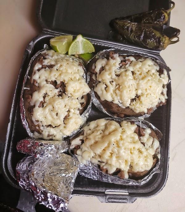 J&As Food Paradise | restaurant | 4248 N 31st Dr, Phoenix, AZ 85017, USA | 6024203903 OR +1 602-420-3903