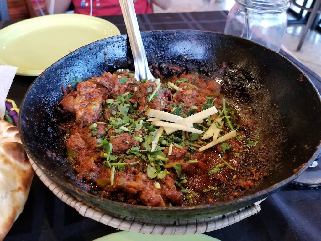 Karahi Corner | restaurant | 2658 W Devon Ave, Chicago, IL 60659, USA | 7735164743 OR +1 773-516-4743