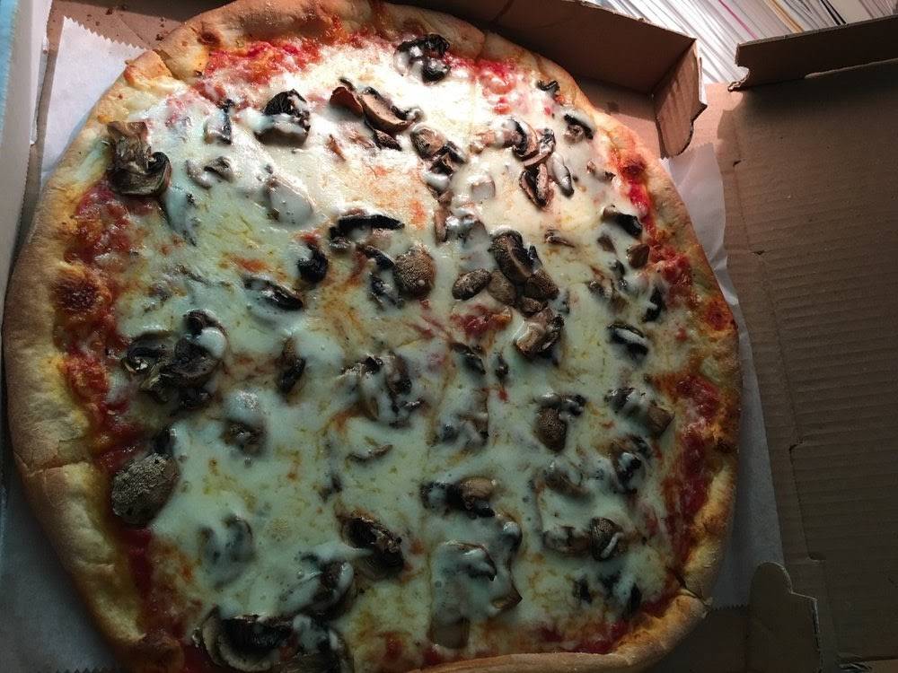 Avantis Pizza | meal delivery | 170 New Dorp Ln, Staten Island, NY 10306, USA | 7186680490 OR +1 718-668-0490