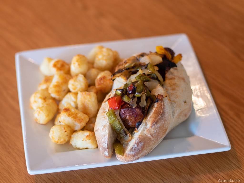 Beerhead Bar & Eatery | restaurant | 8003 Crile Rd, Painesville, OH 44077, USA | 4405795430 OR +1 440-579-5430