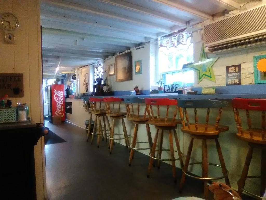 Starlight Cafe | cafe | 15 Lambard St, Bath, ME 04530, USA | 2074433005 OR +1 207-443-3005