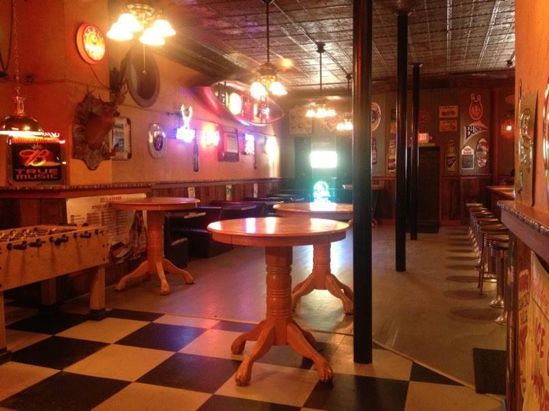 Bombs Away Bar & Grill | restaurant | 139 S Main St, Tuscarawas, OH 44682, USA | 7402297262 OR +1 740-229-7262