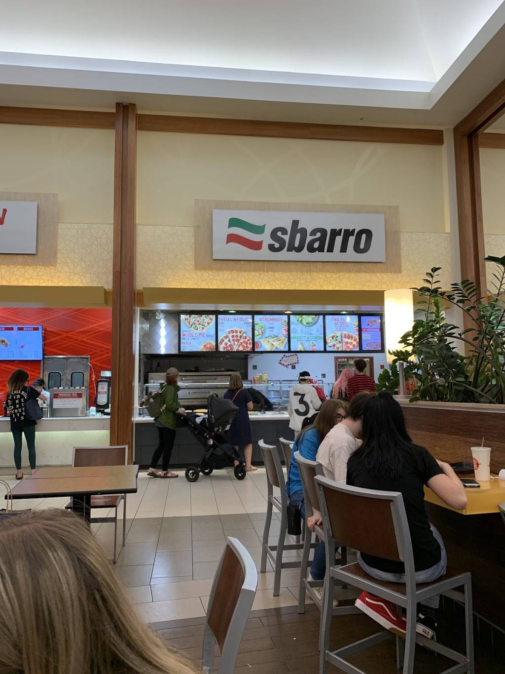 Sbarro | restaurant | 2186 North Point Cir, Alpharetta, GA 30022, USA | 7706671886 OR +1 770-667-1886