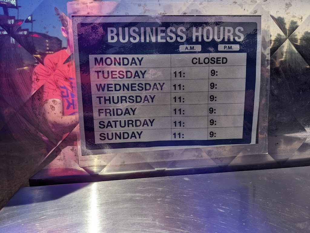 Antojitos Chapin | restaurant | 345 State Farm Pkwy, Birmingham, AL 35209, USA | 2057713954 OR +1 205-771-3954