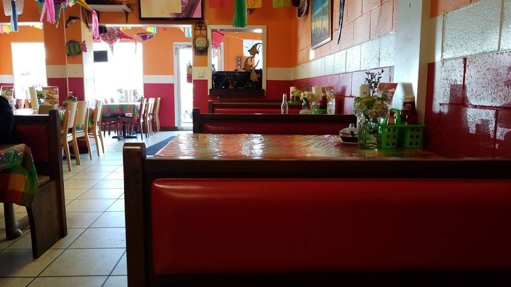 El Calamares | restaurant | 420 S Sherman Dr, Indianapolis, IN 46201, USA | 3173562112 OR +1 317-356-2112