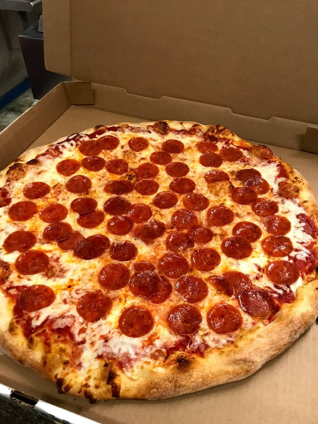 Neighbors Pizza | restaurant | 1112 Derbyshire Rd, Holly Hill, FL 32117, USA | 3862534411 OR +1 386-253-4411