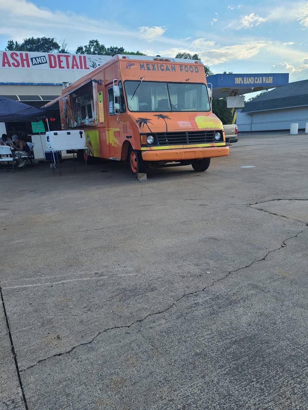 Los Lagos Mexican Food | restaurant | 4709 University Dr NW, Huntsville, AL 35816, USA | 2694160111 OR +1 269-416-0111