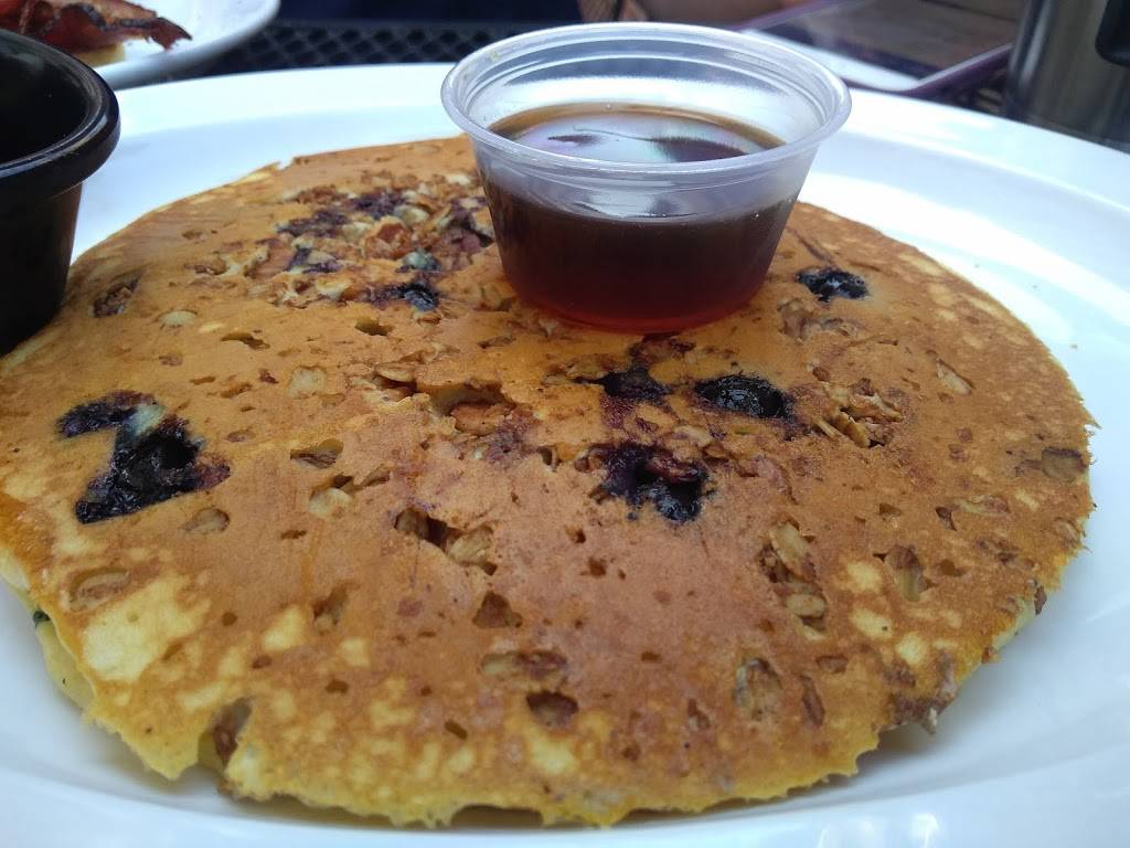 Miltons Café | cafe | 901 New Hampshire St, Lawrence, KS 66044, USA | 7858560663 OR +1 785-856-0663